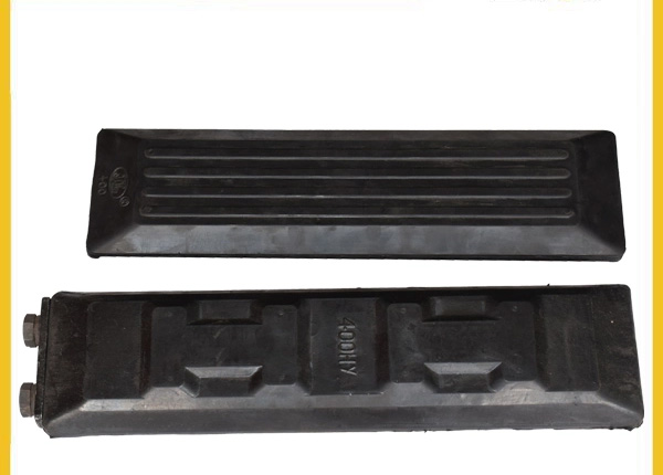 Undercarriage Parts Track Shoe Km0783/700